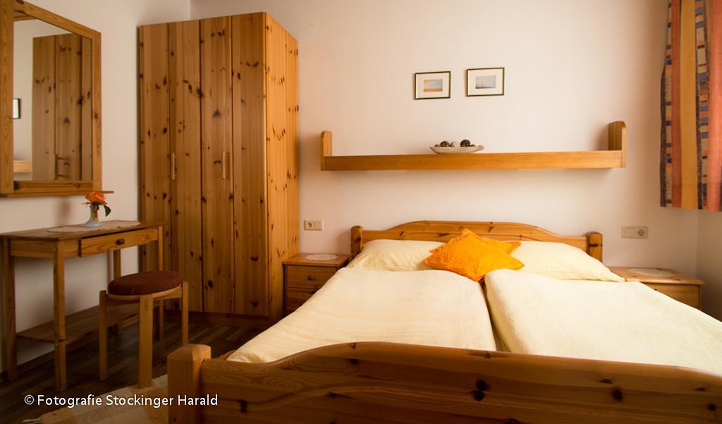 Gaestehaus Ringbauer Podersdorf am See Bilik gambar